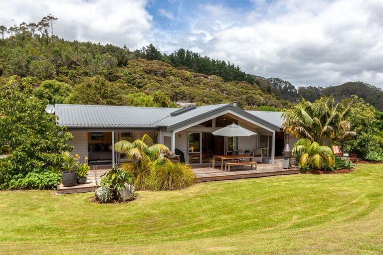Photo of property in 995a Purangi Road, Cooks Beach, Whitianga, 3591