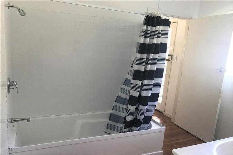 Photo of property in 5 Balfour Street, Mornington, Wellington, 6021