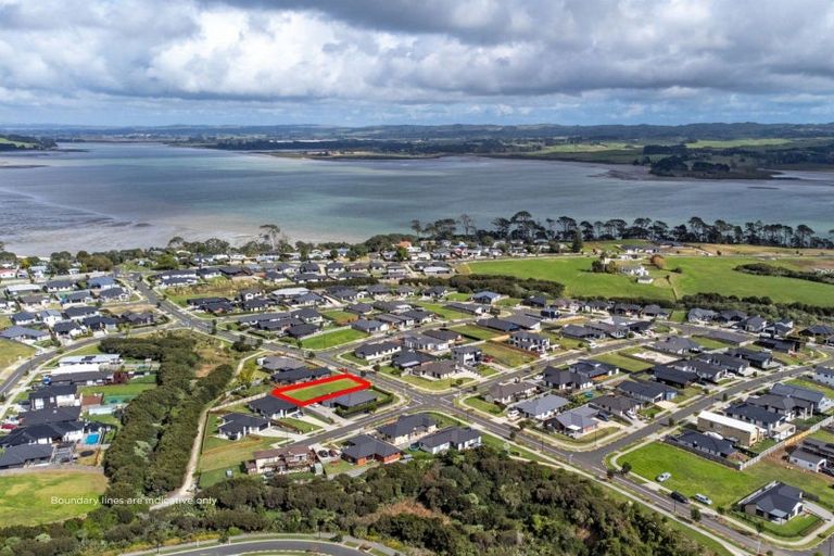 Photo of property in 18 Dame Nganeko Drive, Glenbrook, 2681