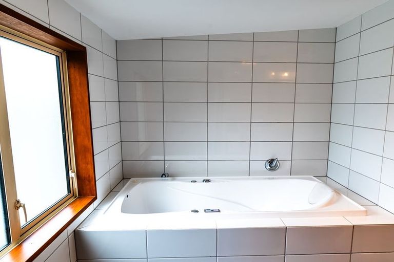 Photo of property in 7a Margate Street, Waihola, Milton, 9073