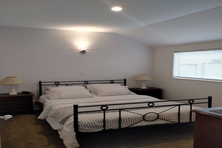 Photo of property in 2/15 Walton Street, Sydenham, Christchurch, 8023