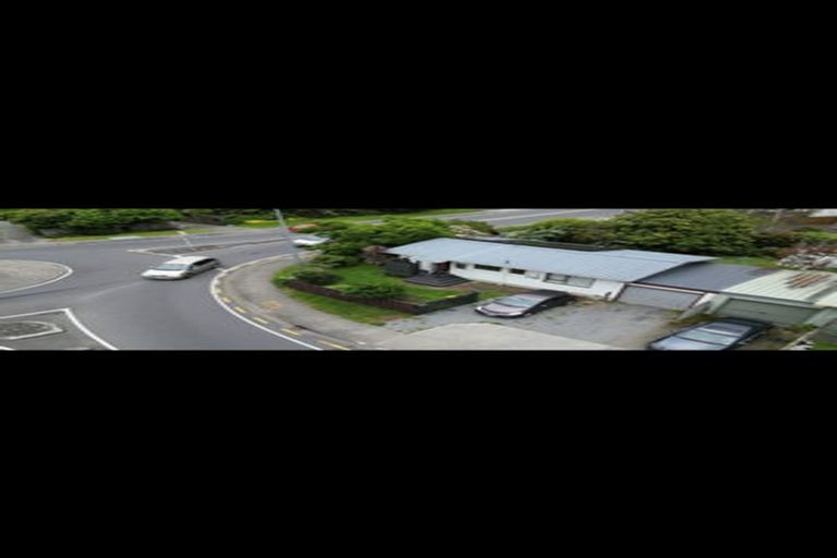 Photo of property in 1 Rimu Road, Raumati Beach, Paraparaumu, 5032