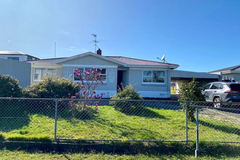 Photo of property in 26 Valentine Street, Papakura, 2110