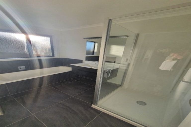 Photo of property in 57 Murray Ward Drive, Te Kauwhata, 3710