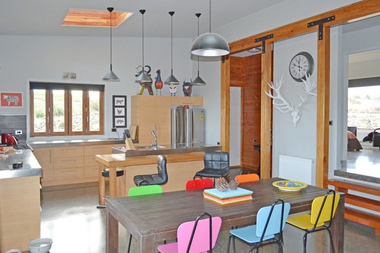 Photo of property in 246 Centrewood Park Road, Waimate, 7977