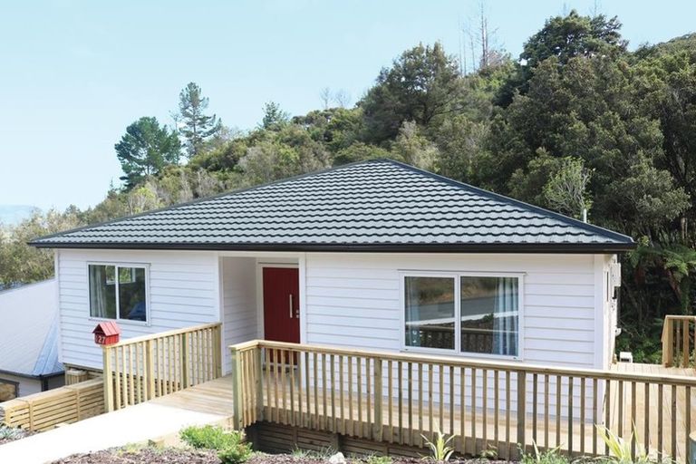 Photo of property in 127 Manuka Street, Stokes Valley, Lower Hutt, 5019