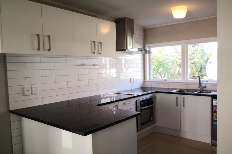 Photo of property in 3/1 Becroft Drive, Forrest Hill, Auckland, 0620