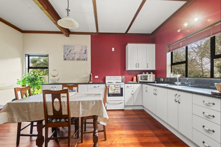 Photo of property in 325 Kumeroa Road, Kumeroa, Woodville, 4997