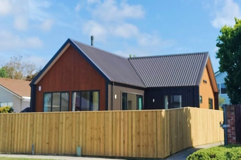 Photo of property in 92 Sullivan Avenue, Woolston, Christchurch, 8023