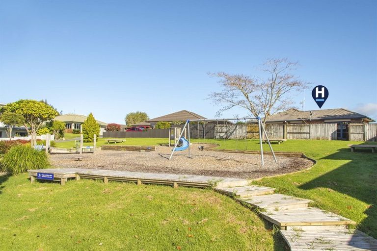 Photo of property in 10 Hannah Place, Ohauiti, Tauranga, 3112