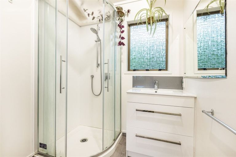 Photo of property in 43 Lonely Track Road, Fairview Heights, Auckland, 0632