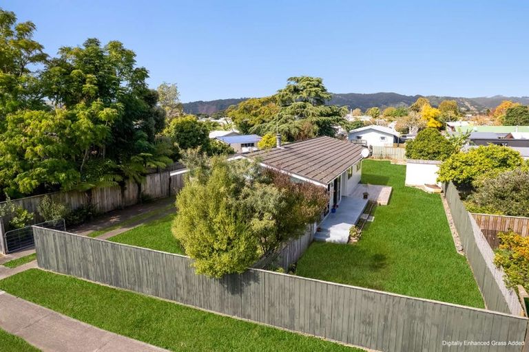 Photo of property in 27 Thompson Crescent, Whakatane, 3120