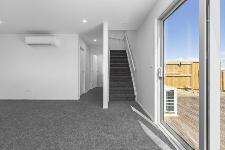 Photo of property in 4 Selkirk Lane, Hamilton Lake, Hamilton, 3204