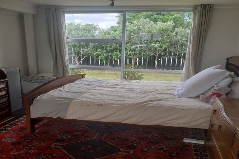 Photo of property in 20 Powell Street, Avondale, Auckland, 1026
