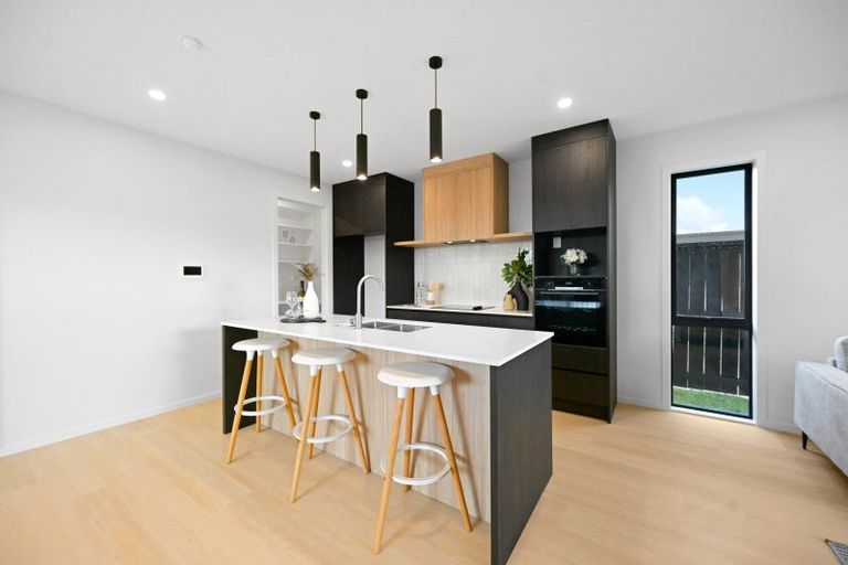 Photo of property in 17 Auburn Green, Peacocke, 3206