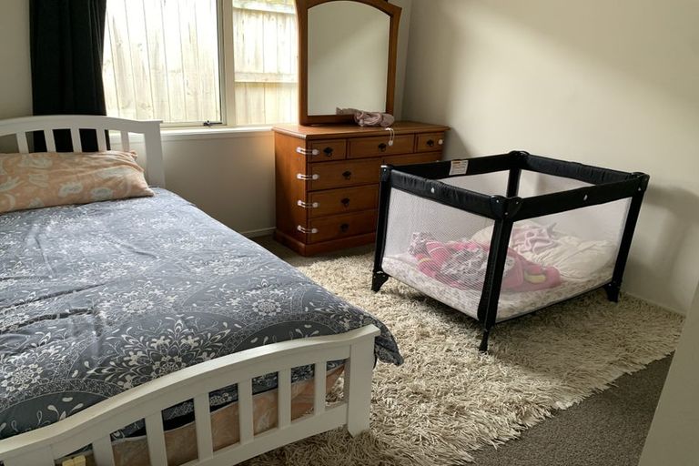 Photo of property in 220 Ballintoy Park Drive, Welcome Bay, Tauranga, 3175