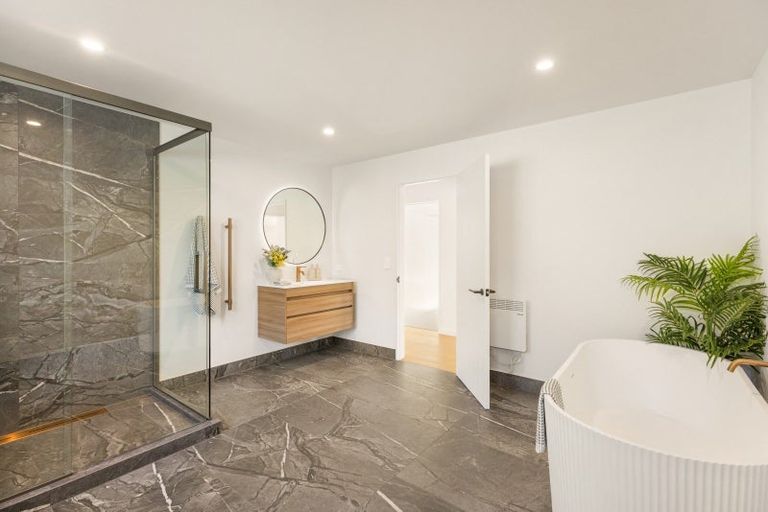 Photo of property in 86 Meadowstone Drive, Wanaka, 9305