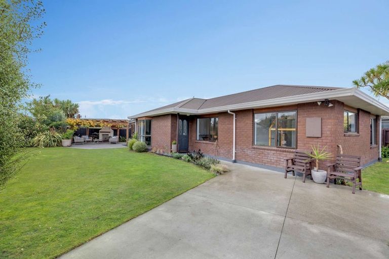 Photo of property in 36 Kirsten Place, Parklands, Christchurch, 8083