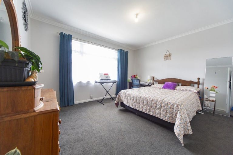Photo of property in 36 Botanical Road, Takaro, Palmerston North, 4412