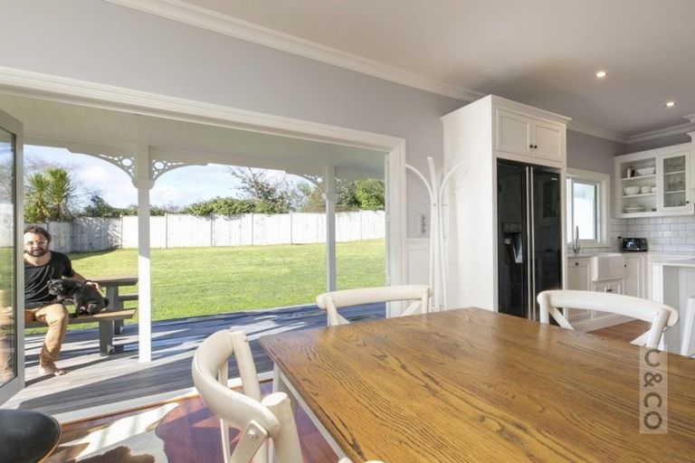 Photo of property in 33 Ara Kakara Avenue, Huapai, Kumeu, 0810