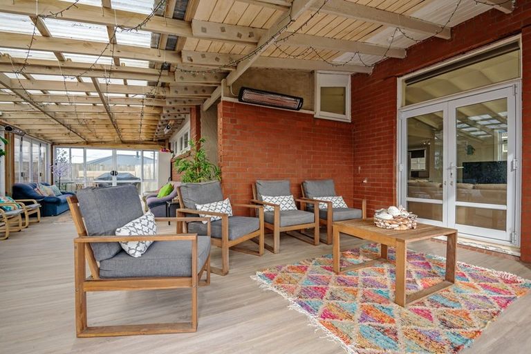 Photo of property in 18a Marine Parade South, Foxton Beach, Foxton, 4815