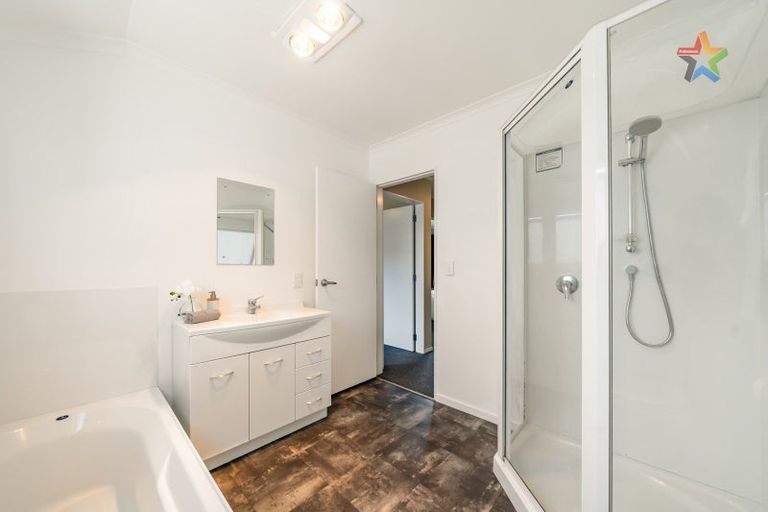 Photo of property in 24a Wainuiomata Road, Wainuiomata, Lower Hutt, 5014