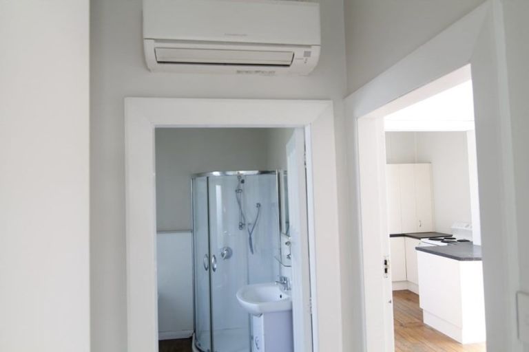 Photo of property in 40 Winton Street, St Albans, Christchurch, 8014