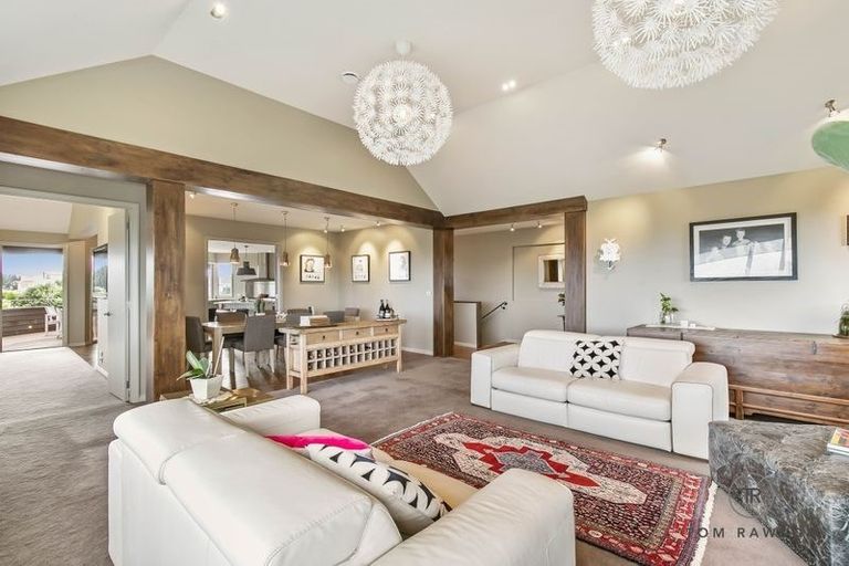 Photo of property in 3 Coronet Lane, Flat Bush, Auckland, 2019