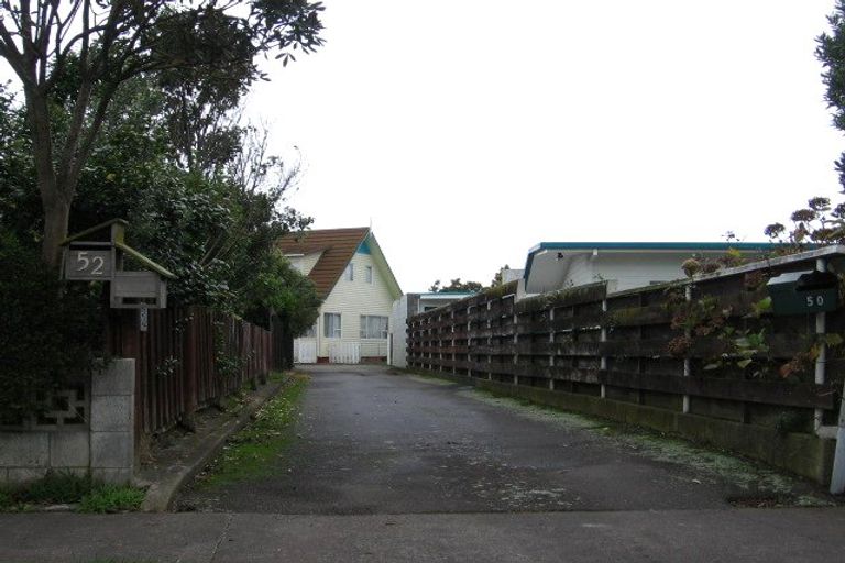 Photo of property in 52 Karamea Crescent, Kelvin Grove, Palmerston North, 4414