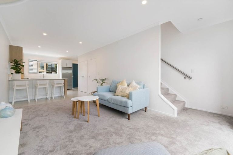 Photo of property in 45 Glidepath Road, Hobsonville, Auckland, 0616