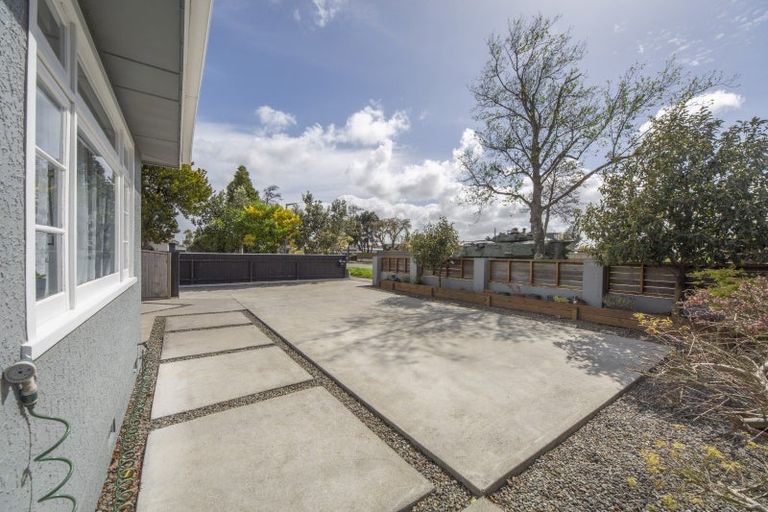 Photo of property in 36 Botanical Road, Takaro, Palmerston North, 4412