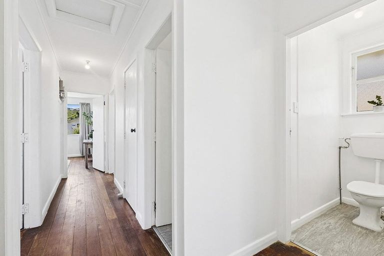 Photo of property in 23 Chew Place, Ranui, Porirua, 5024