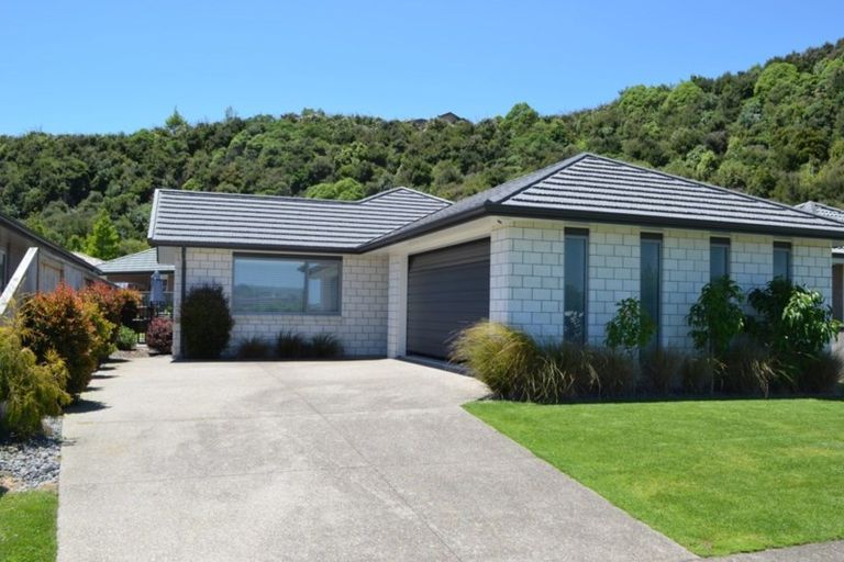 Photo of property in 29 Lakeview Quay, Pyes Pa, Tauranga, 3112