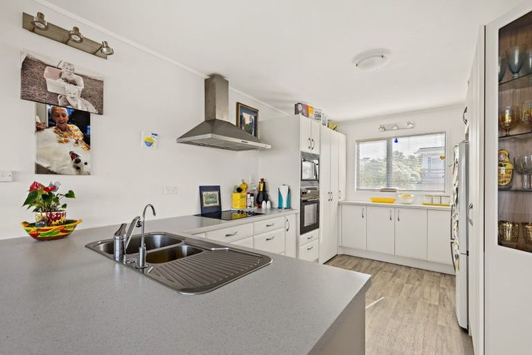 Photo of property in 4 Kotuku Place, Snells Beach, 0920