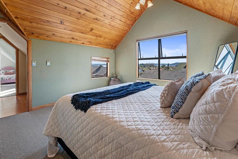 Photo of property in 43 Thelma Place, Lynmore, Rotorua, 3010