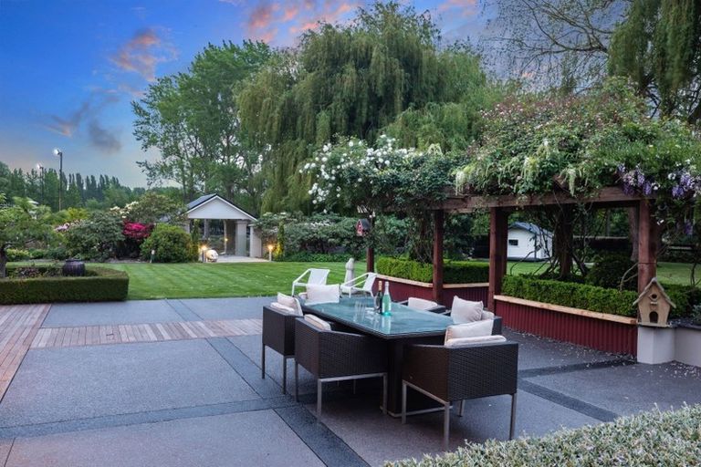 Photo of property in 395 Marshland Road, Marshland, Christchurch, 8083