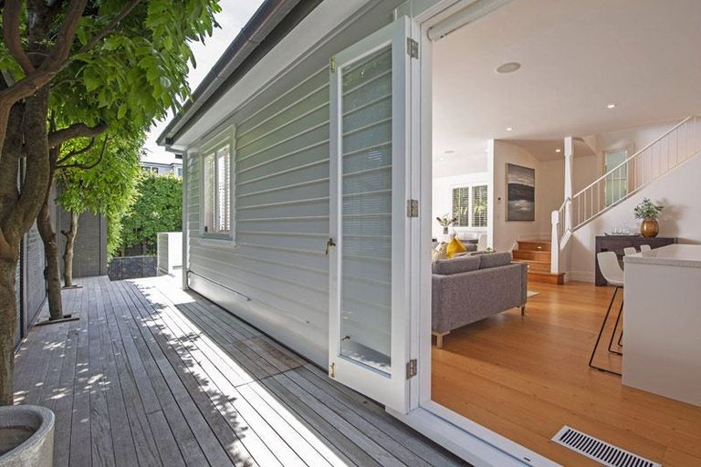 Photo of property in 11 Vine Street, Saint Marys Bay, Auckland, 1011