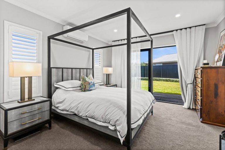 Photo of property in 15 Dinneen Close, Frimley, Hastings, 4120