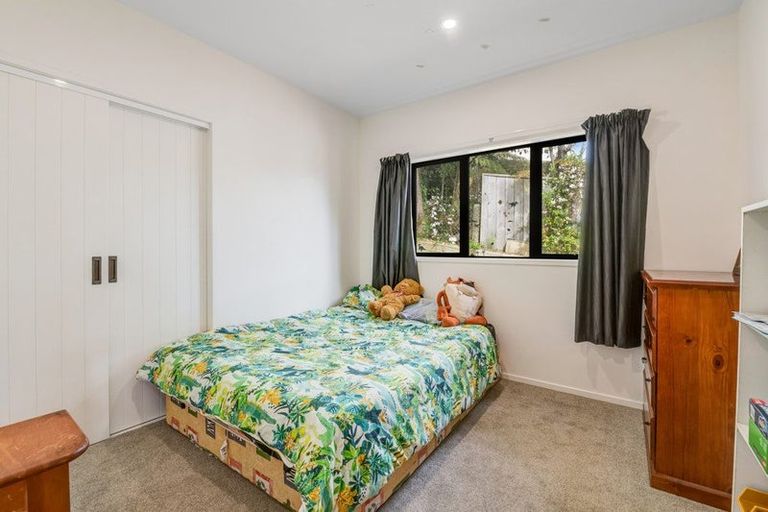 Photo of property in 4 St Julia Court, Helensville, 0800