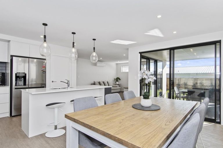 Photo of property in 80 Whakaturou Crescent, Pyes Pa, Tauranga, 3112