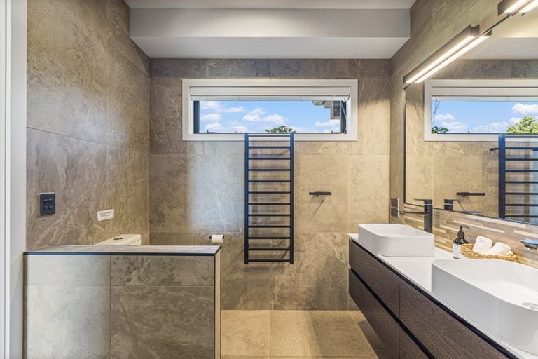 Photo of property in 67 Lomond Grove, Acacia Bay, Taupo, 3385