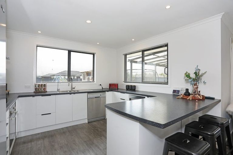 Photo of property in 13 George Street, Bulls, 4818