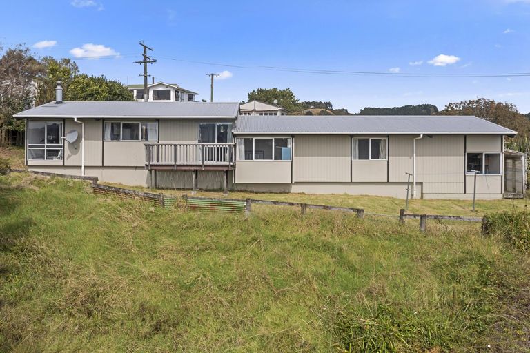 Photo of property in 7 Manukau Road, Raglan, 3225