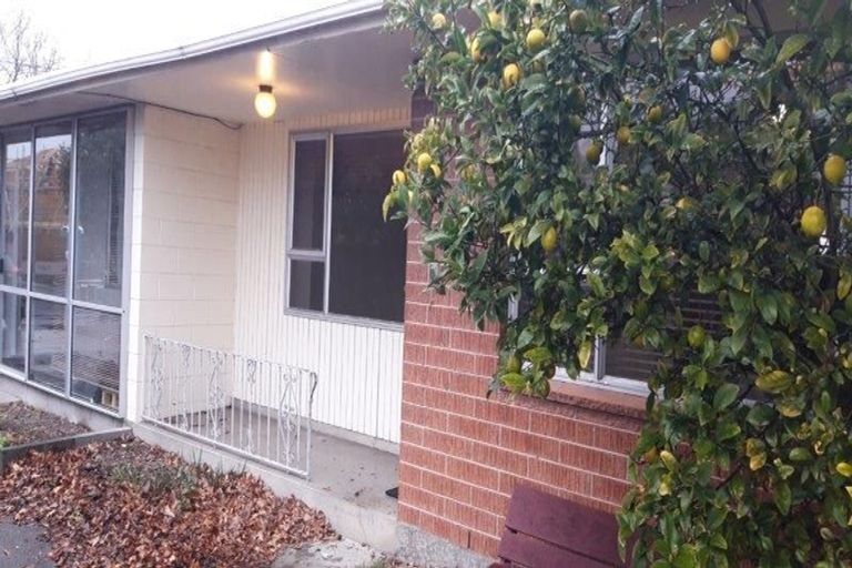 Photo of property in 2/11 Angela Street, Upper Riccarton, Christchurch, 8041