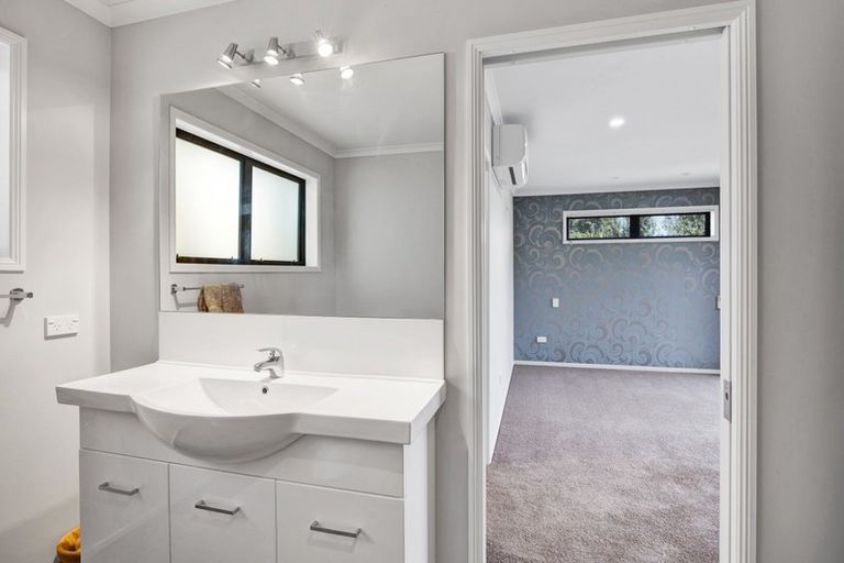 Photo of property in 1/39 Manadon Street, Spotswood, New Plymouth, 4310