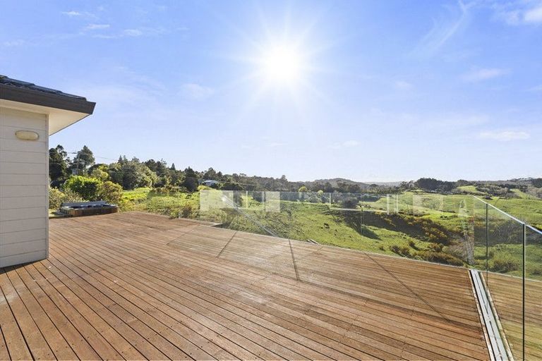 Photo of property in 233 Whitehills Road, Waitoki, Silverdale, 0994