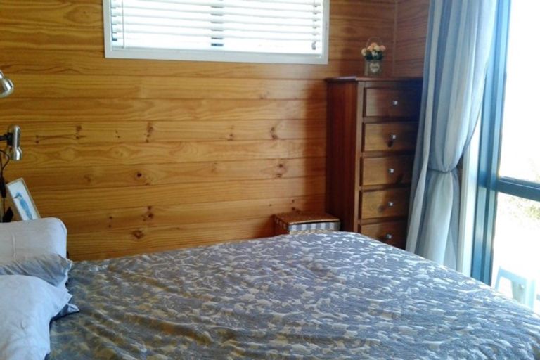 Photo of property in 3 Nimmo Street, Rawene, Kaikohe, 0473