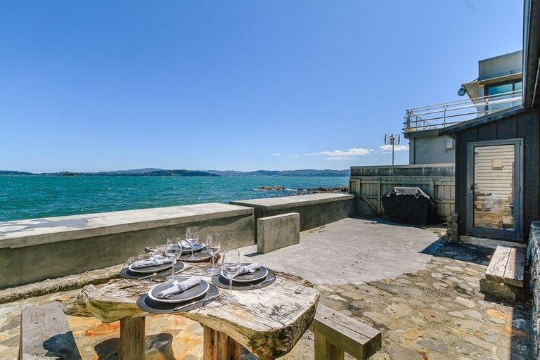 Photo of property in 604 Marine Drive, Days Bay, Lower Hutt, 5013