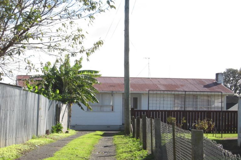 Photo of property in 33 Blampied Road, Otara, Auckland, 2023