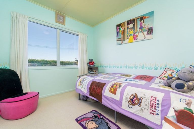 Photo of property in 52 Woodward Street East, Featherston, 5710